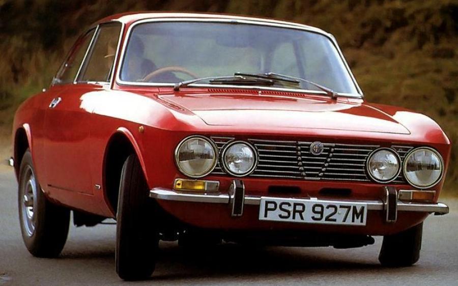 Alfa Romeo 2000 GT Veloce (105) (UK) '1971 - 76